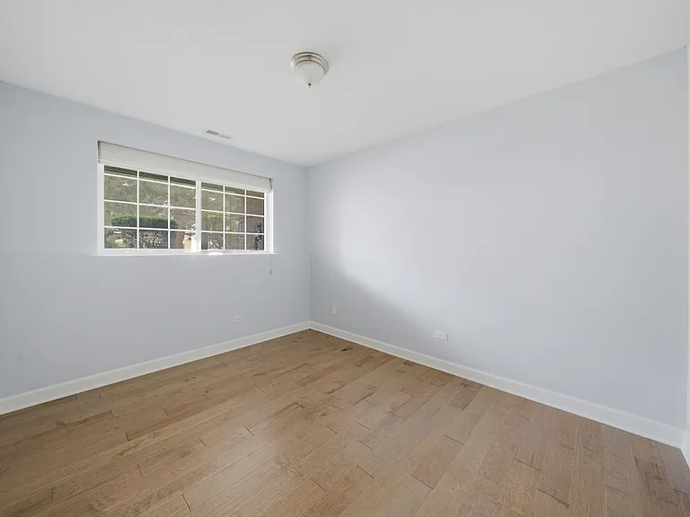 9411 Huber Ct — Photo 9