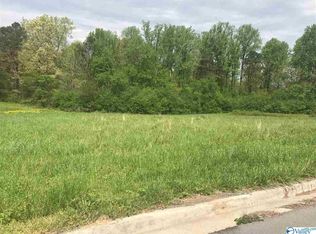 Summer Tree Way, Arab, AL 35016