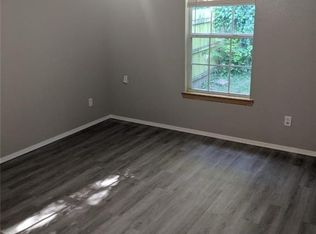 753 S Erika Ave, Fayetteville, AR 72701