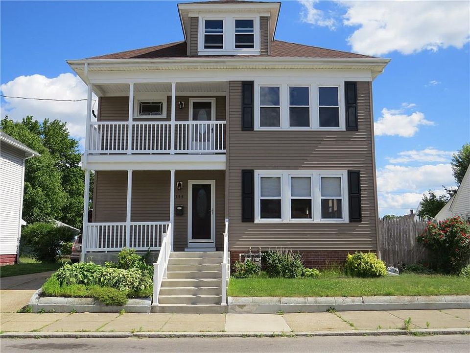 1st image of 144 W Lawn Ave #1