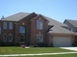 20911 Cheddleton Dr, Macomb, MI 48044