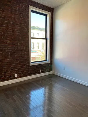 Rented by Hagstrom Management Inc | media 14