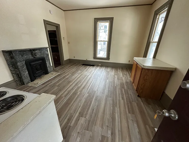 227 King St #2 — Photo 7