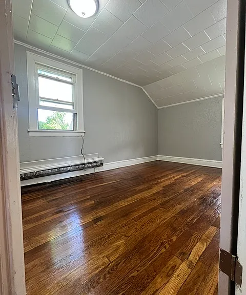 183 Glide St — Photo 4