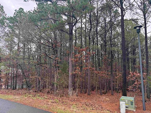 3rd image of 45 Largo Dr
