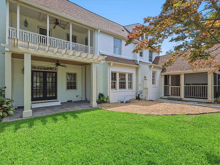 2318 Mimosa Pl — Photo 36