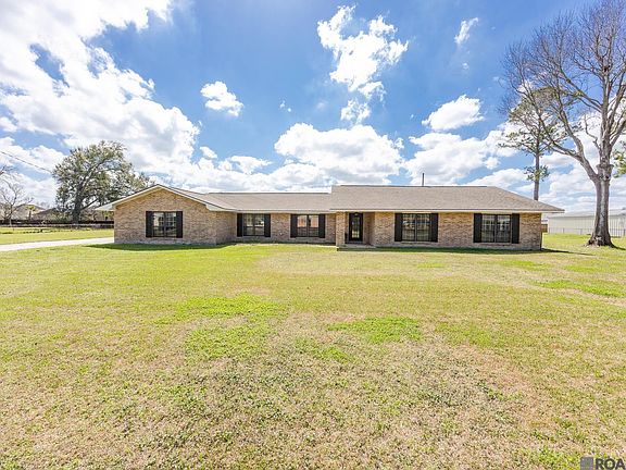 2nd image of 1973 Antonio Rd