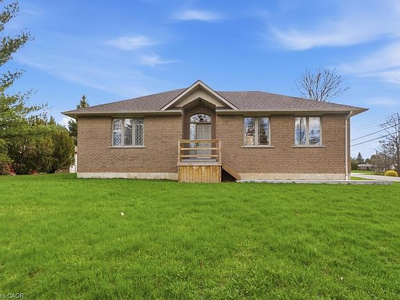 4th image of 80 Lister Ave
