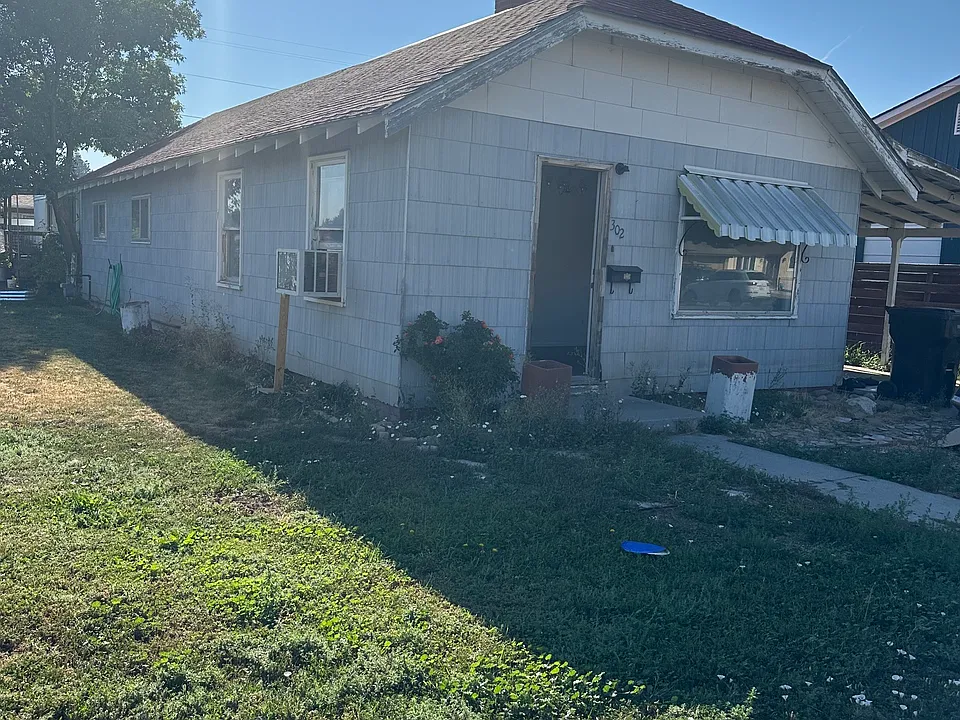 302 Montana St