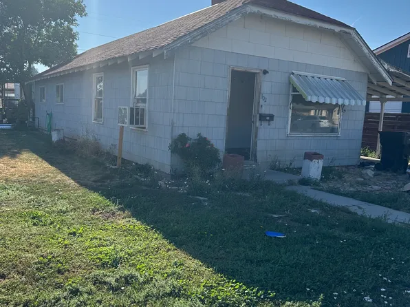302 Montana St, Gooding, ID 83330
