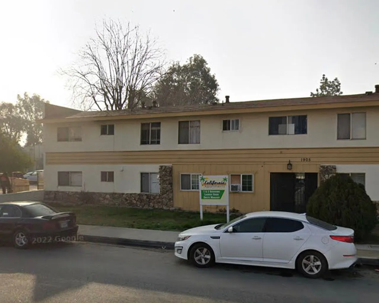 2 bed, $975 — Photo 1
