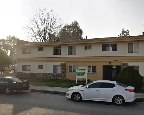 1905 California Ave Photo 1