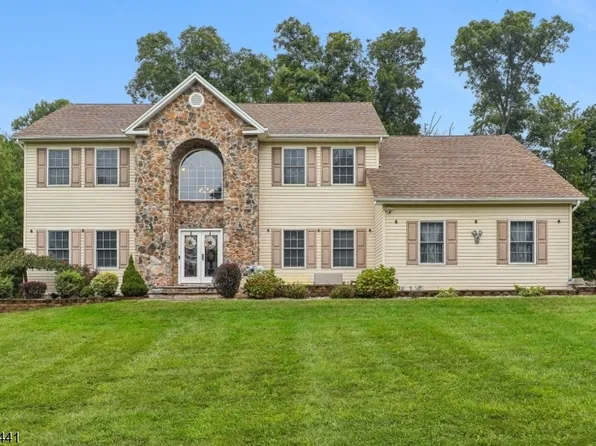 25 Elizabeth Ave, Washington Twp., NJ 07882
