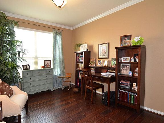5th image of 17007 Crockett Bend Ct