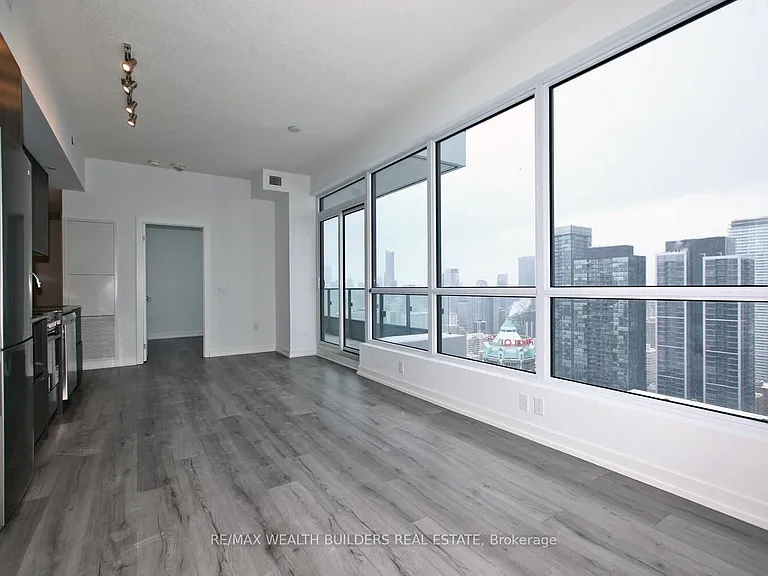 395 Bloor St E #3504 — Photo 5