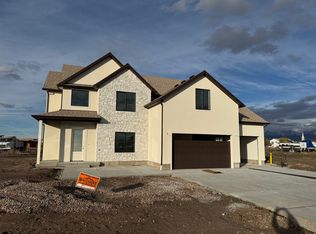 3062 W Solace St, Syracuse, UT 84075