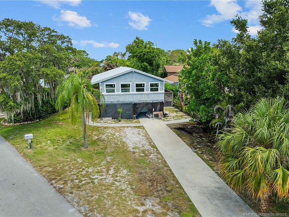 1st image of 3027 SW Cedar Trl