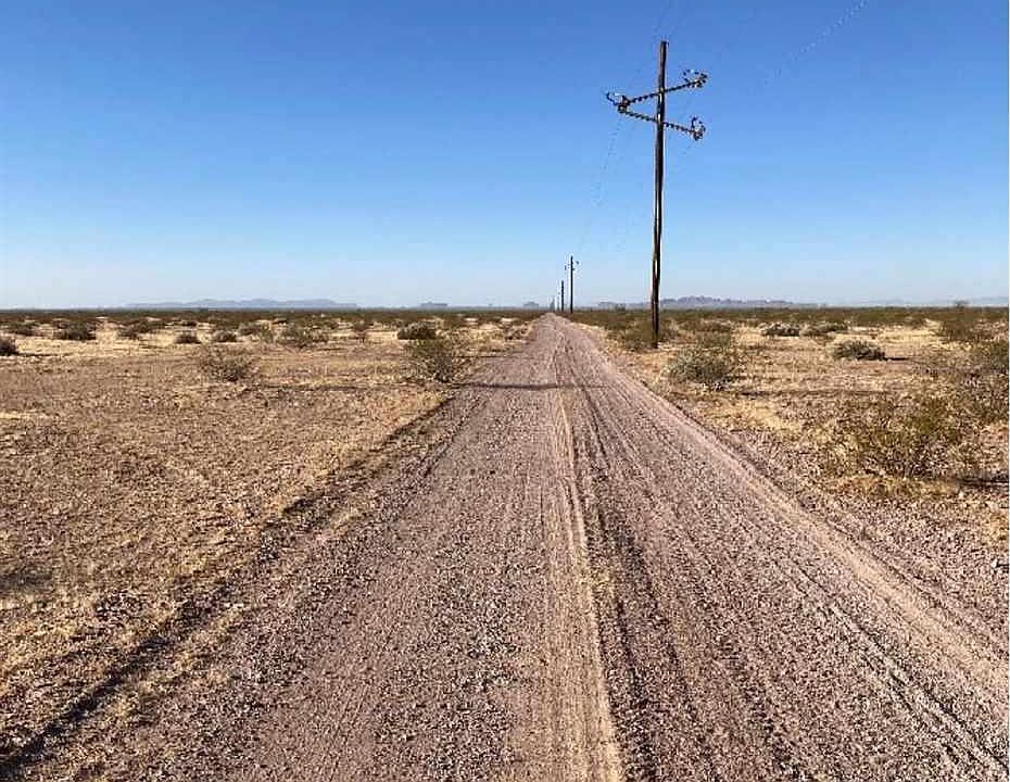 2nd image of 10 Palomas Rd