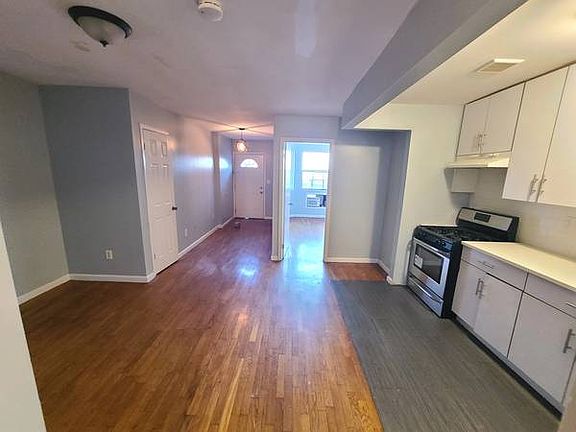 5th image of 1770 Dean St #2A
