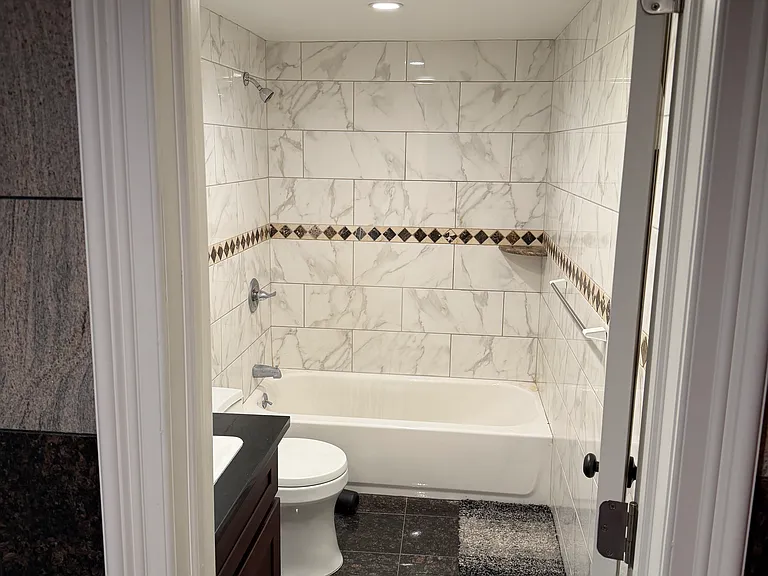 146 Lowell Ave #1 — Photo 14