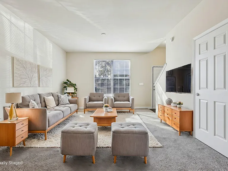 Experience the elegance of this contemporary living room, designed for style and relaxation. Experience the elegance of this contemporary living room, designed for style and relaxation.