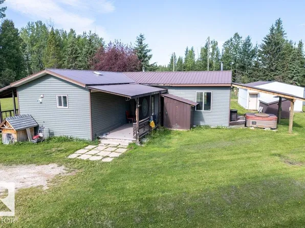 14130 Township Road 544, Yellowhead County, AB T7E 3W9