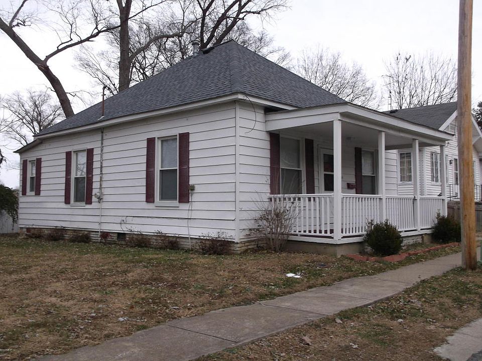 1st image of 214 W Baker St