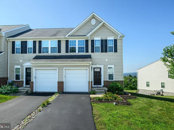 209 Stone Hill Dr, Pottstown, PA 19464