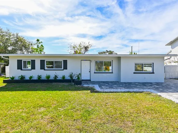 8616 Orchid Dr, Seminole, FL 33777