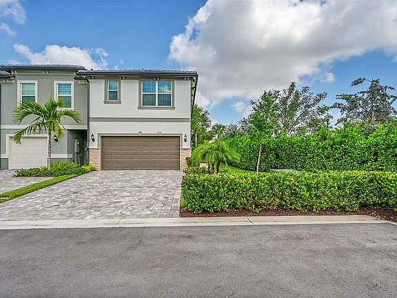 2nd image of 3201 Watercress Drive #3201