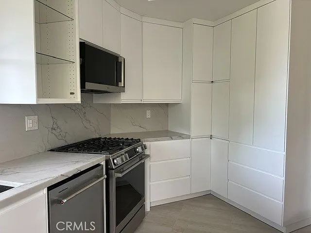 22820 Sailwind Way #47 — Photo 5