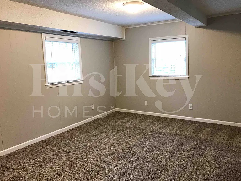 4114 Farmbrooke Dr — Photo 14
