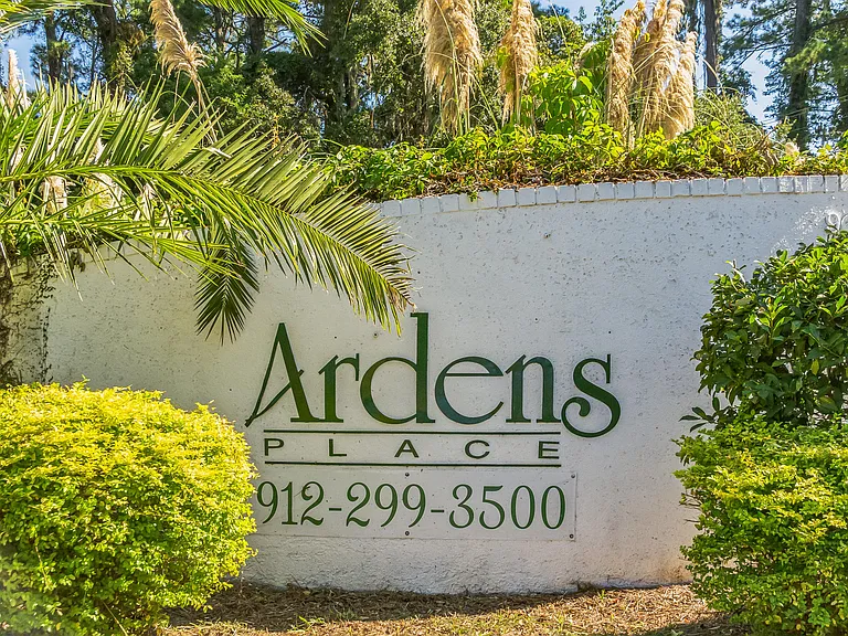 Ardens Place Apartments — Photo 11
