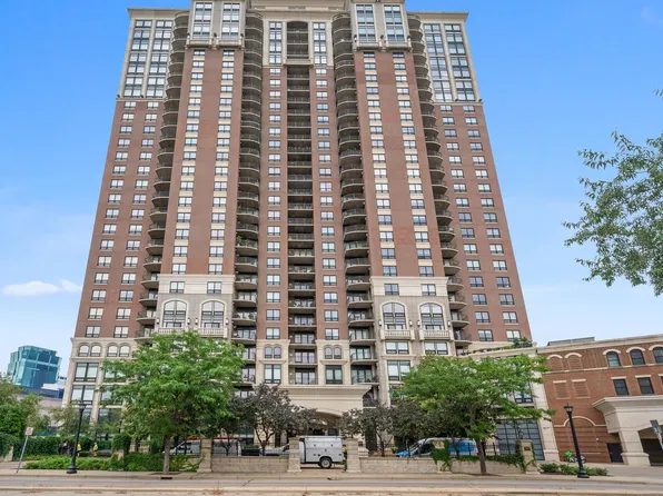 500 E Grant St APT 1609, Minneapolis, MN 55404