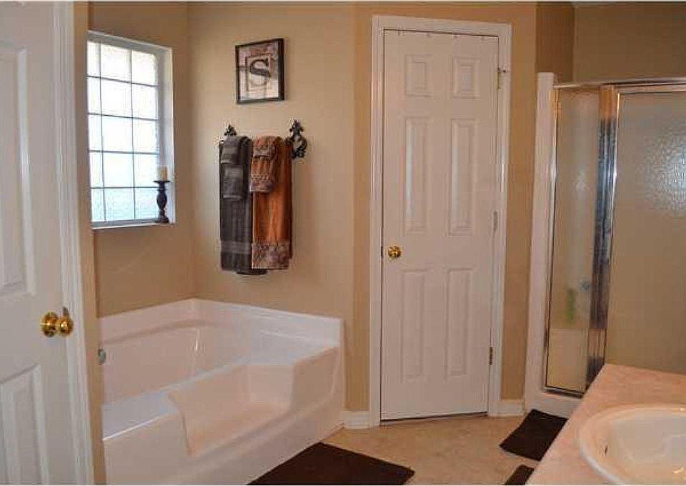 1st image of 9732 Parker Lake Cir