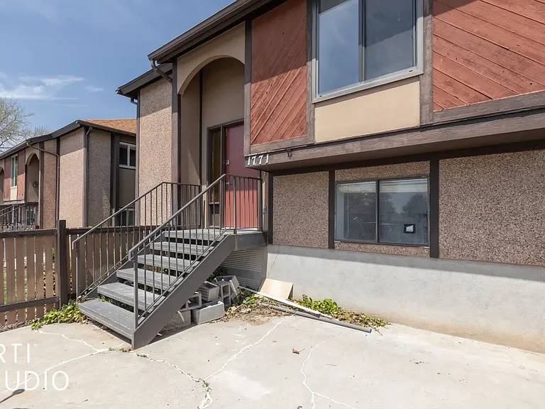 1771 E 5650 S — Photo 24