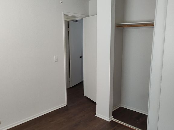 3rd image of 73451 Sun Valley Dr APT A