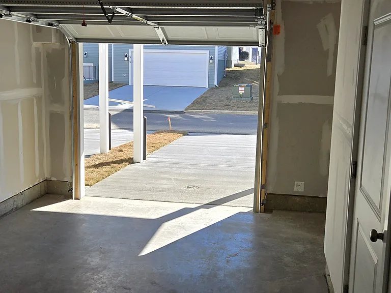 1308 Cedar Valley Rd — Photo 20