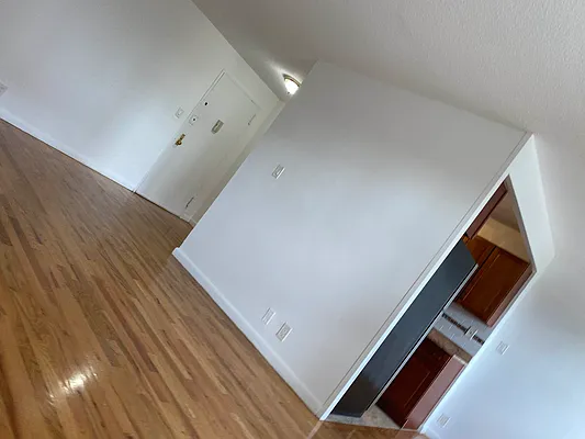 Rented by Bruma Realty LLC | media 11