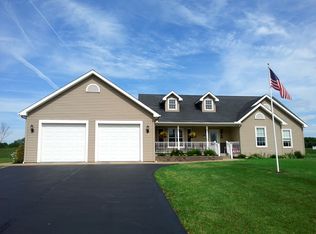 960 Clymer Sherman Rd, Clymer, NY 14724