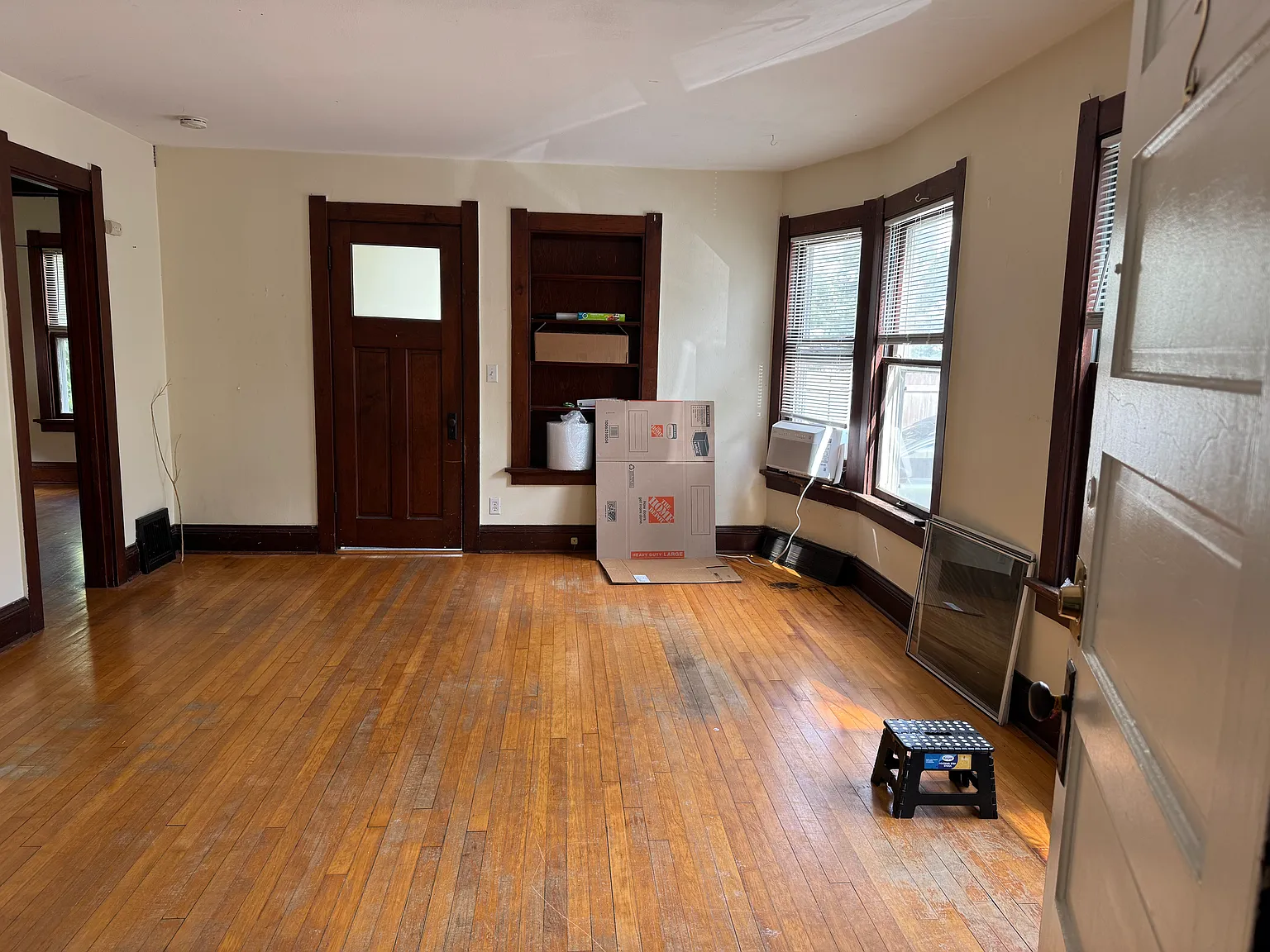 2 bed, 775 sqft, $1,400 — Photo 3
