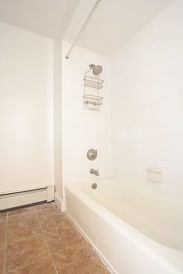 Rented by Compass | media 10