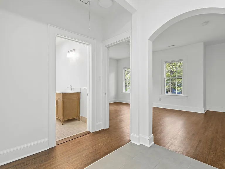 2112 Crescent Ave #4 — Photo 7