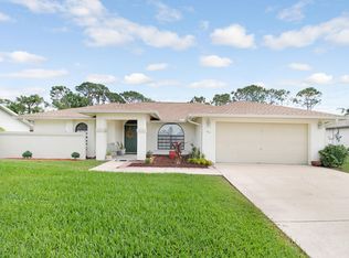 970 Big Horn Cir NW, Palm Bay, FL 32907