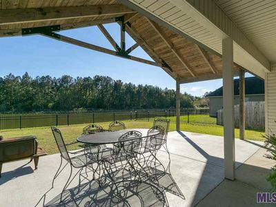 25398 White Lake Ave, Livingston, LA, 70754