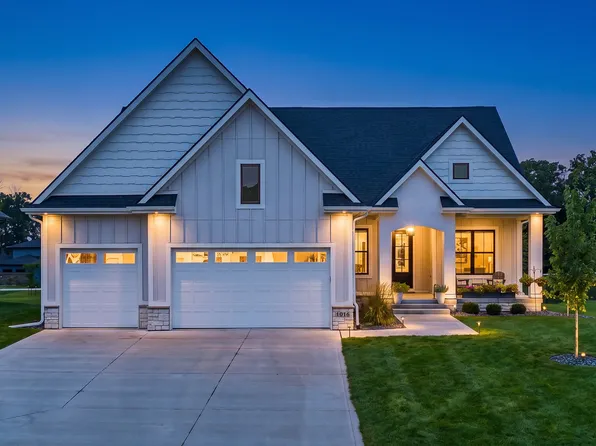 1016 W Aspen Ridge Cir, Polk City, IA 50226