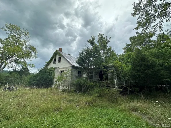 364 Poor Farm Rd, Fincastle, VA 24090