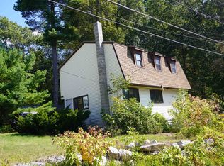 7 Little Island Park, Pelham, NH 03076