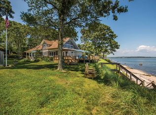 64 Gardiners Bay Dr, Shelter Island, NY 11965