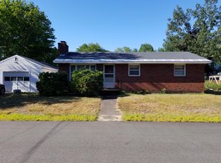 82 June St, Sanford, ME 04073